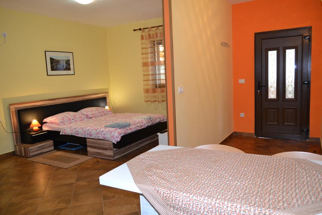 Abba Apartments Mali Losinj Bagian luar foto