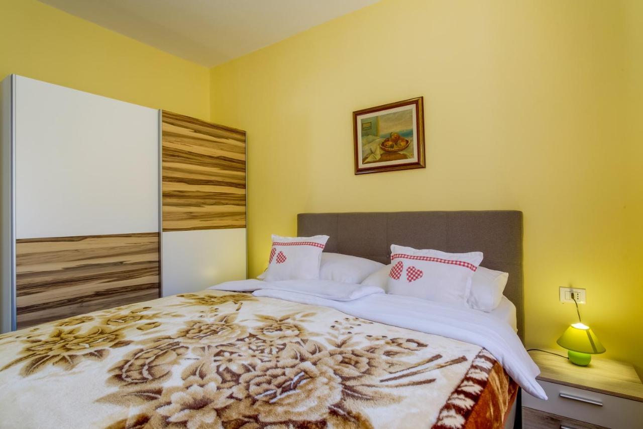Abba Apartments Mali Losinj Bagian luar foto