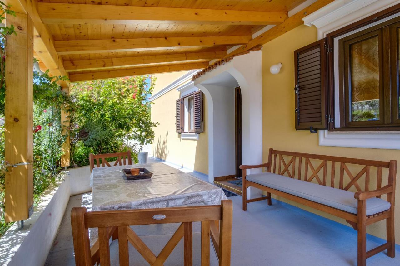 Abba Apartments Mali Losinj Bagian luar foto